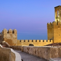 Recorrido nocturno por la alcazaba de Badajoz