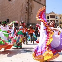 El Festival Folklórico de los Pueblos del Mundo visita Valverde y Miajadas