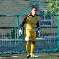 Beatriz Orellana: &quot;No quiero permanecer en un club que no apuesta por el fútbol femenino&quot;