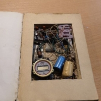 Desmienten que el libro encontrado en Badajoz sea un libro-bomba