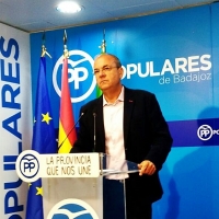 Monago: “Vara lleva a Extremadura hacia el desastre”