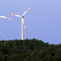Conceden a Extremadura solo 39 de 2.526 MW para instalaciones renovables