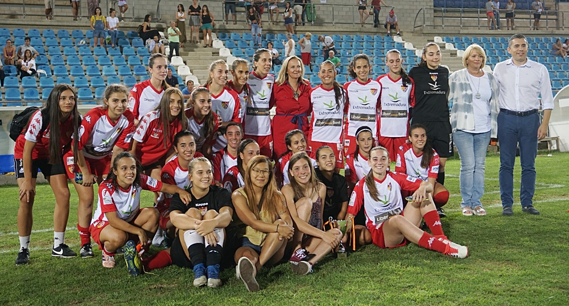 El Sevilla FC se impone al Santa Teresa en el VIII Memorial Félix Salazar