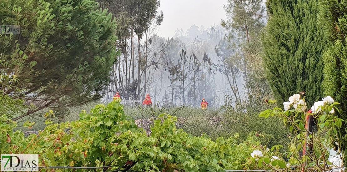Activo un incendio en Marvão, cerca de la frontera española