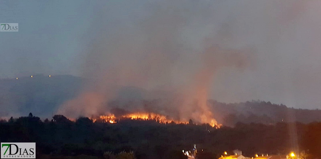 Activo un incendio en Marvão, cerca de la frontera española