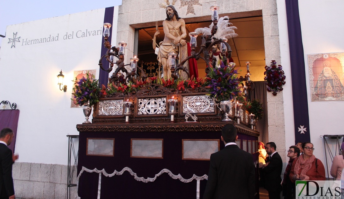 ‘La Vida en una Semana’, el libro que muestra la Semana Santa de Mérida desde dentro