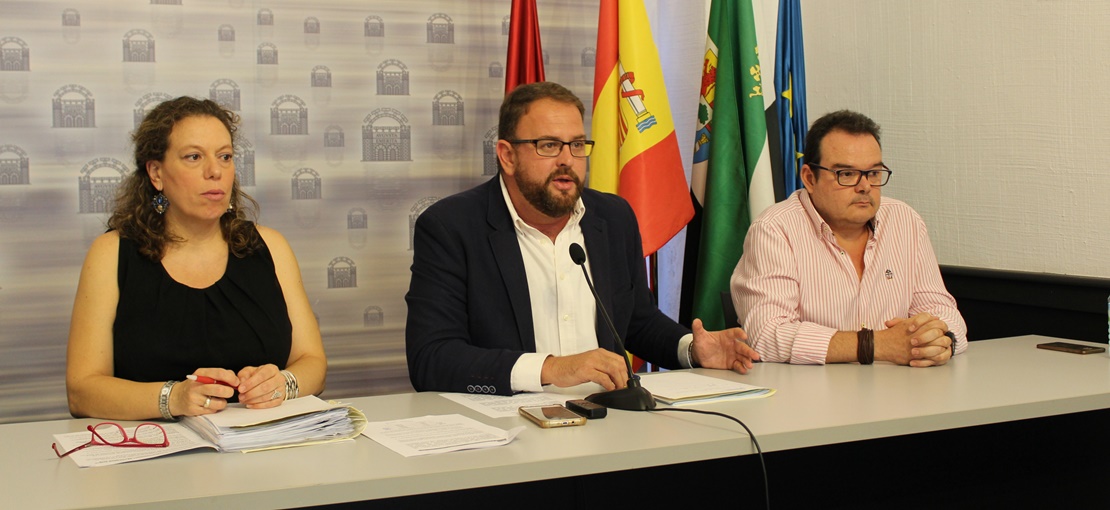 Osuna negocia con Vectalia: habrá más líneas de bus y menos zona azul