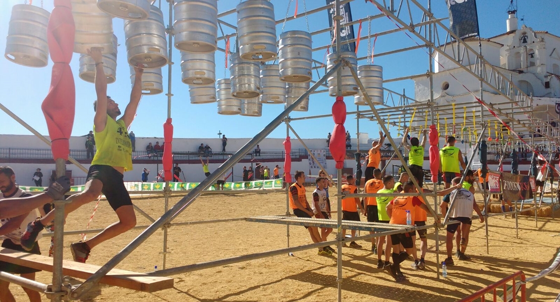 Sansonia Extrem, la carrera de obstáculos aéreos vuelve a Puebla de Sancho Pérez