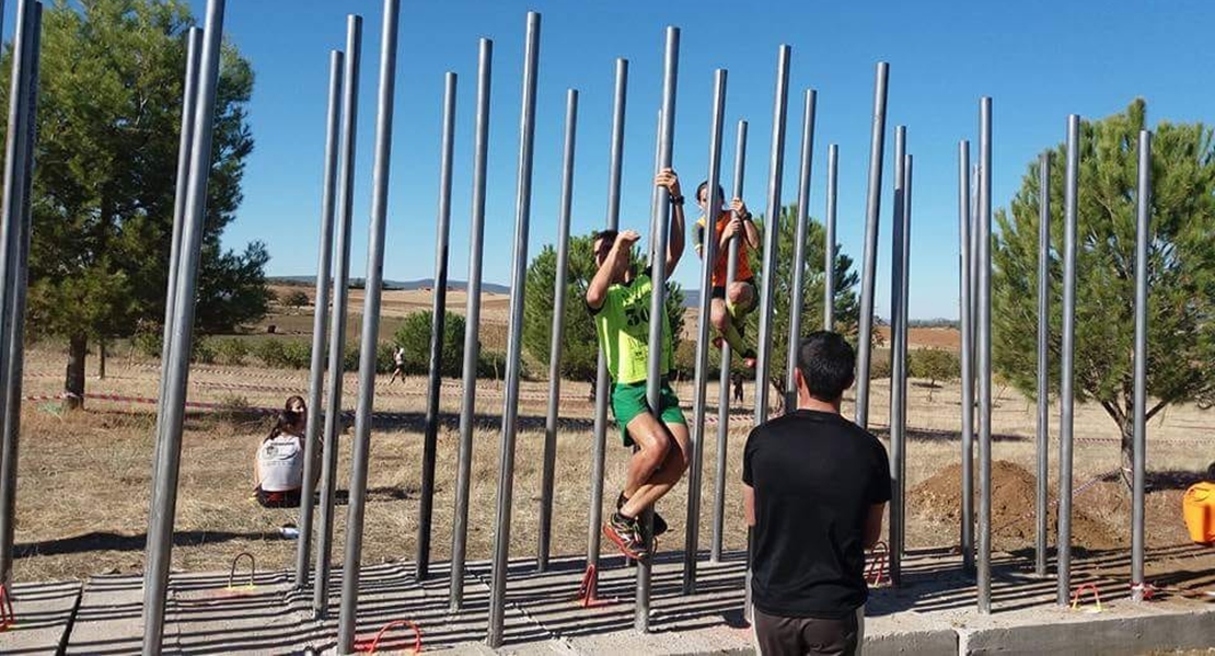 Sansonia Extrem, la carrera de obstáculos aéreos vuelve a Puebla de Sancho Pérez