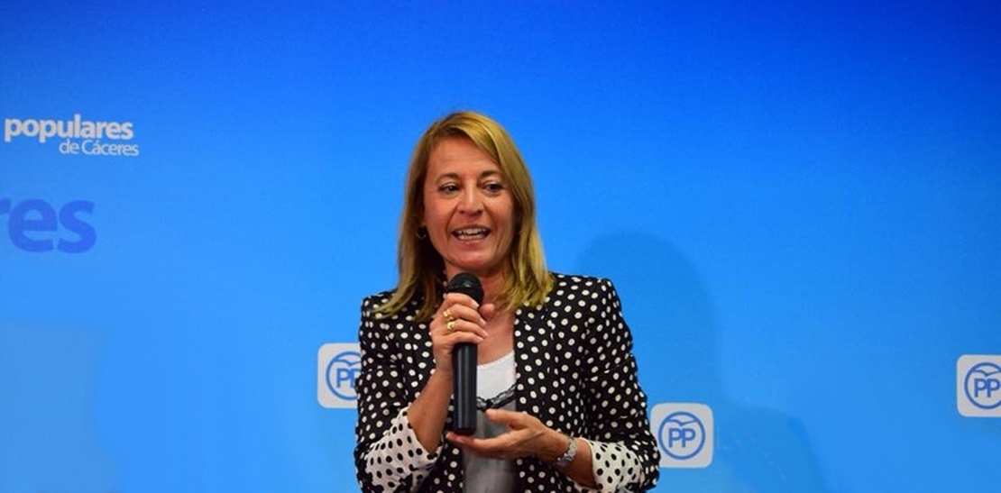 Cáceres acusa al líder de Podemos de incongruencia y desconocimiento