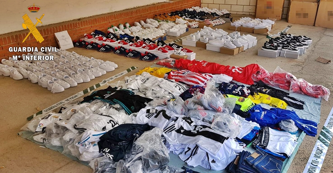 Intervenidas más de 400 falsificaciones de calzado y prendas deportivas