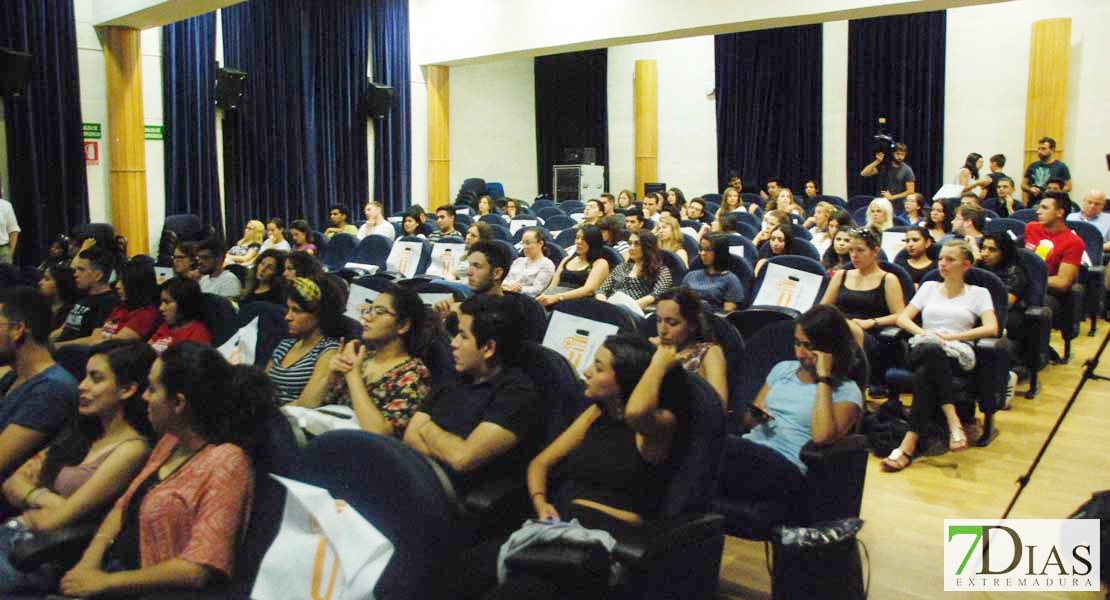 Más de 400 estudiantes extranjeros toman contacto con la UEx en Badajoz