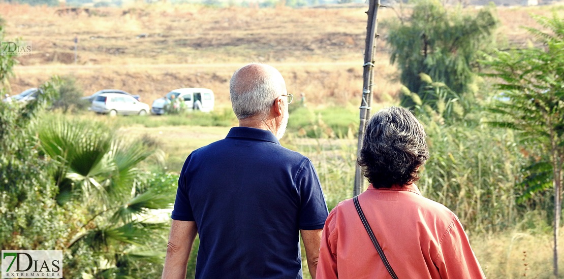 Colectivos, políticos y ciudadanos piden un río Guadiana sin camalote