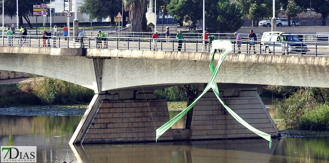 Colectivos, políticos y ciudadanos piden un río Guadiana sin camalote