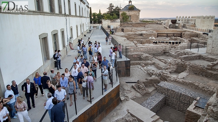 El arqueólogo Miguel Alba explica dónde hay que buscar el primer Badajoz