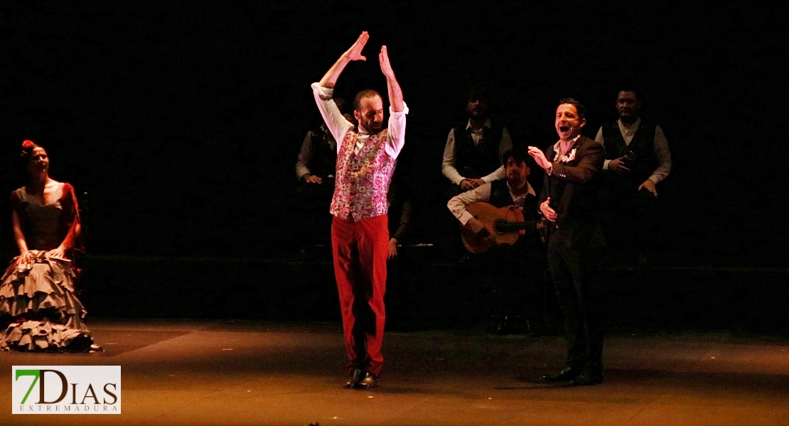 El extremeño Jesús Ortega baila con la japonesa Yoko Tamura