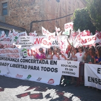 1000 personas piden a la Junta igualdad para la Concertada