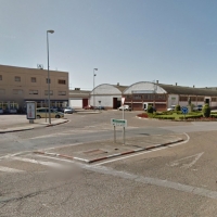 Herido tras sufrir un accidente en una barriada cacereña