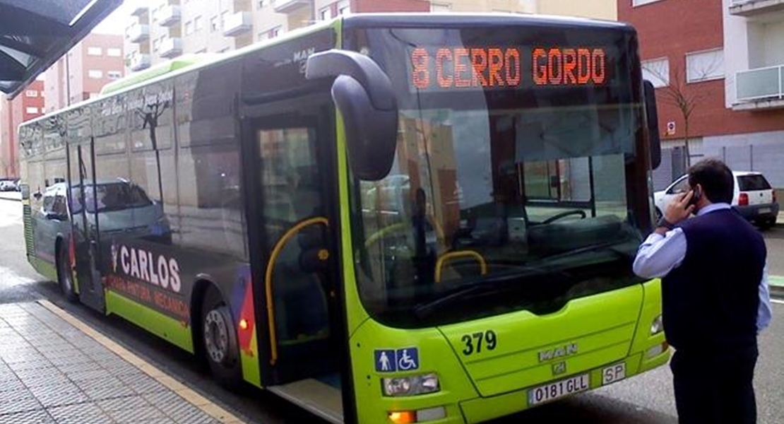 El autobús urbano continúa perdiendo viajeros en Extremadura