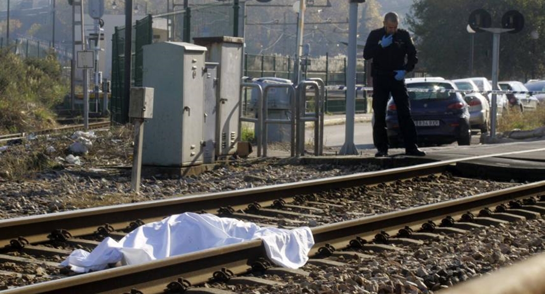 Fomento anuncia medidas para evitar que el tren atropelle a las personas