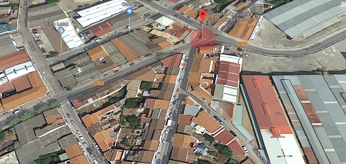Herido tras una colisión entre dos turismos en la provincia de Badajoz