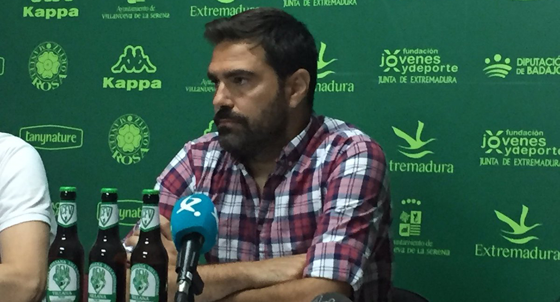 El Villanovense destituye a José Manuel Roca