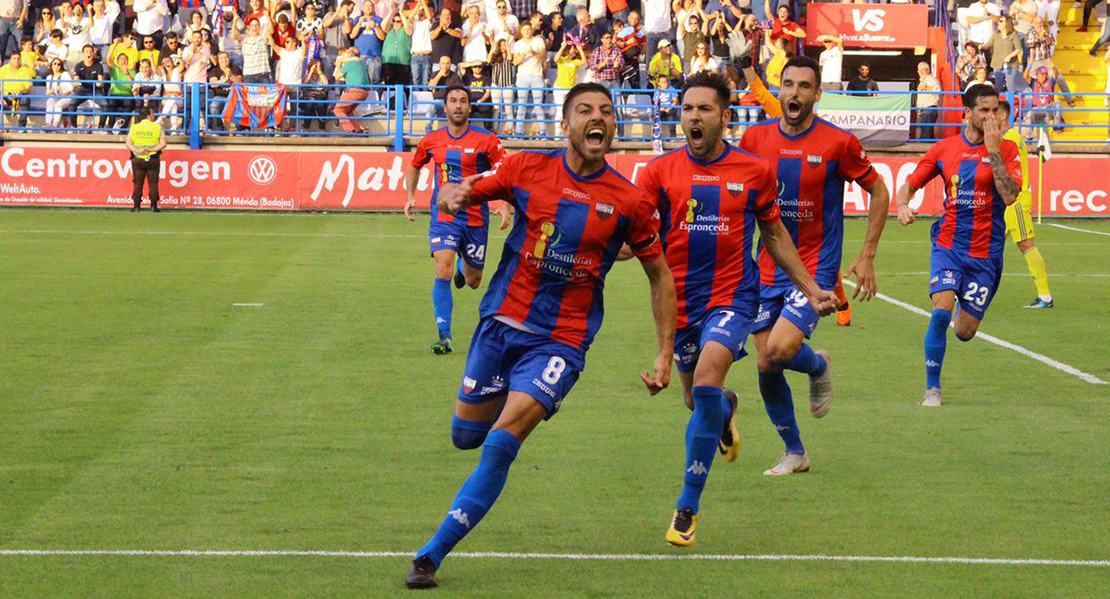 El Extremadua UD por fin regala una victoria a su afición