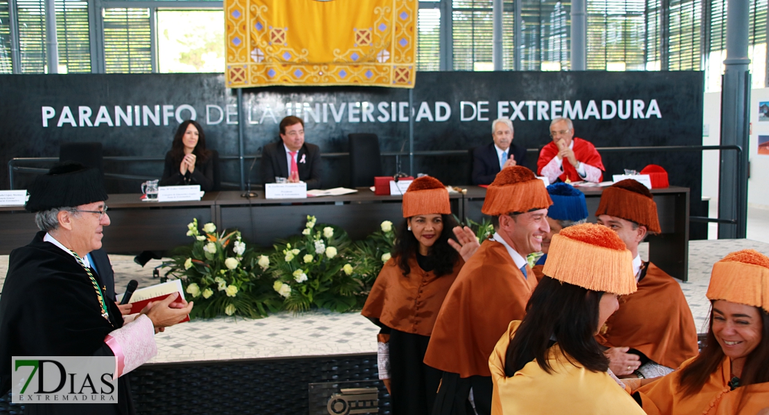 La ceremonia de apertura oficial del curso en la Universidad de Extremadura en imágenes