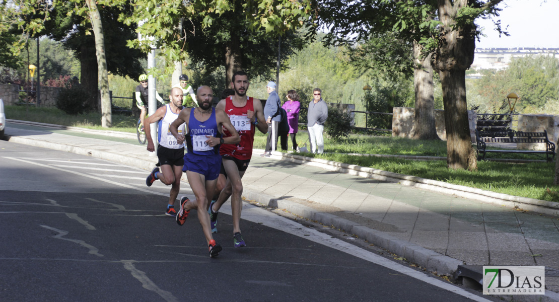 Imágenes de la 30ª Media Maratón Badajoz Elvas