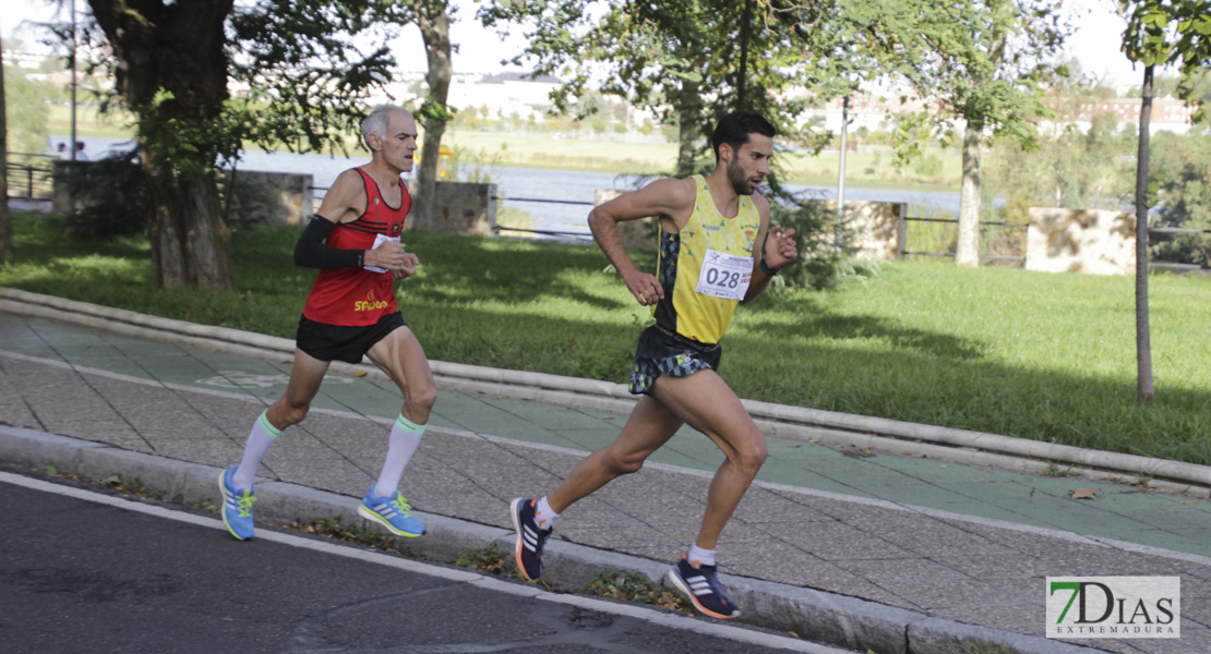 Imágenes de la 30ª Media Maratón Badajoz Elvas