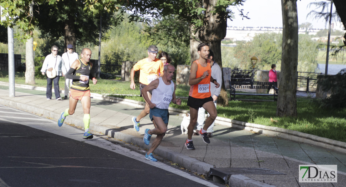 Imágenes de la 30ª Media Maratón Badajoz Elvas