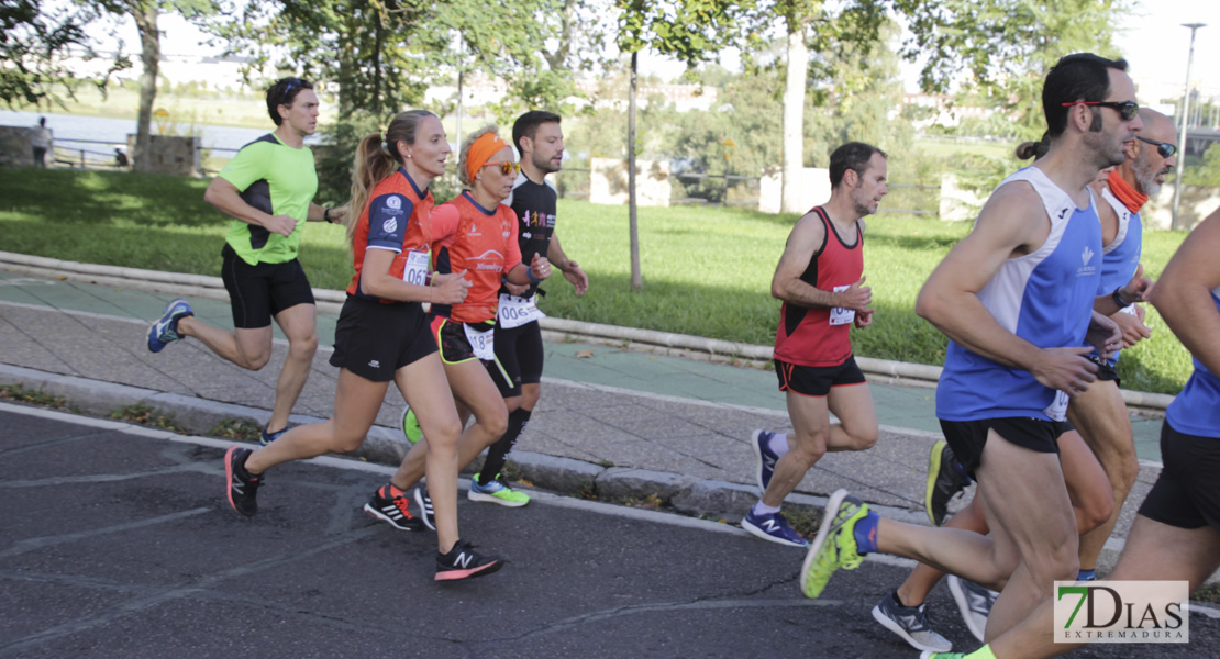 Imágenes de la 30ª Media Maratón Badajoz Elvas