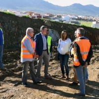 Las obras para mejorar la EX-104 en Cabeza del Buey finalizarán en febrero