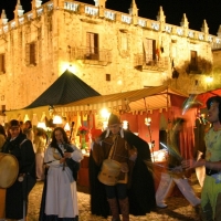 Cáceres: Cinco empresas optan a organizar el mercado cristiano, judío y musulmán