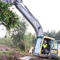 REPOR: Así van los trabajos de la UME contra el camalote