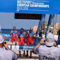 El extremeño Kini Carrasco consigue el título de Legend Multisport