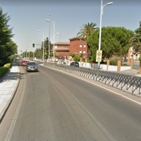Agredida y amenazada por un hombre con un cuchillo de grandes dimensiones en plena calle