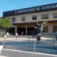 USO reivindica la homologación retributiva del profesorado laboral de la UEx