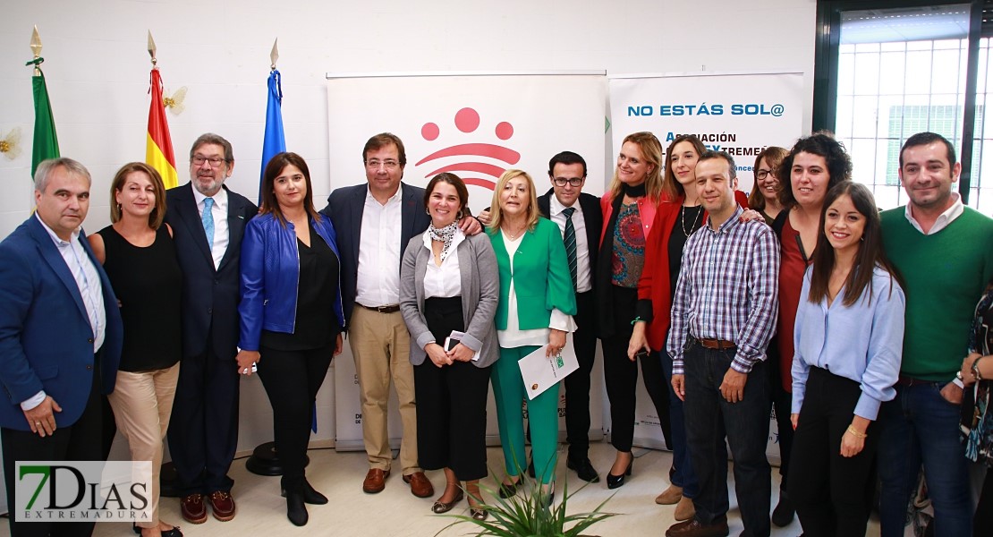 Inauguración de las nuevas instalaciones de la AOEX en Badajoz