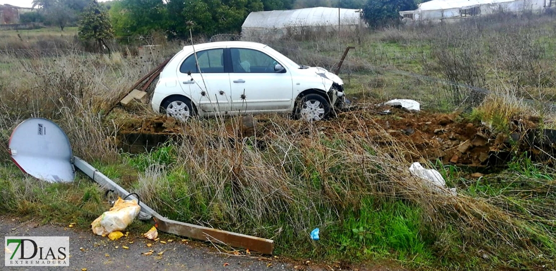 Grave tras ser atropellado en una carretera de la provincia de Badajoz