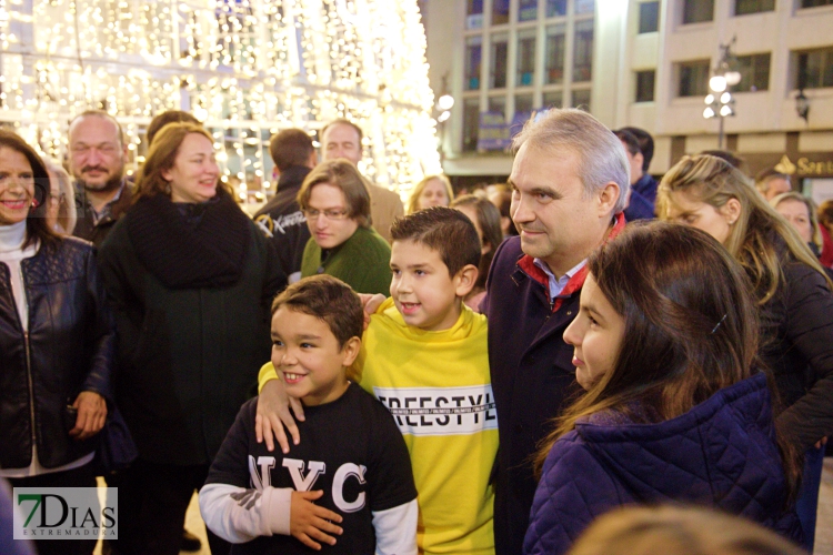 Gran ambiente en Badajoz para recibir a la Navidad