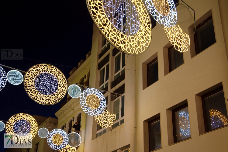 Gran ambiente en Badajoz para recibir a la Navidad