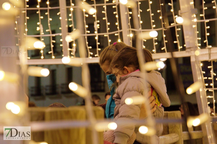 Gran ambiente en Badajoz para recibir a la Navidad