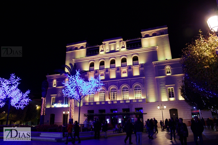 Gran ambiente en Badajoz para recibir a la Navidad