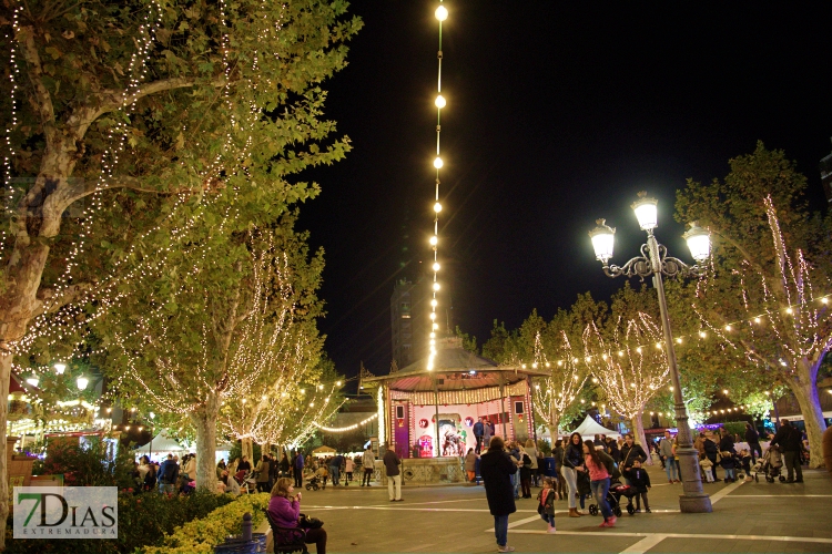 Gran ambiente en Badajoz para recibir a la Navidad