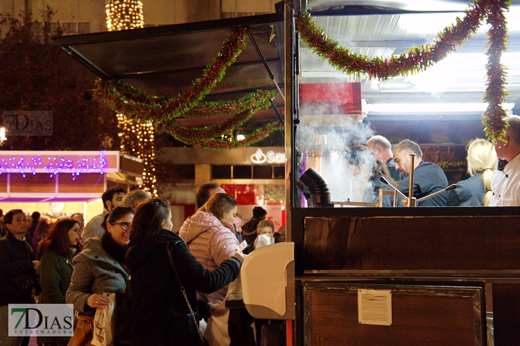 Gran ambiente en Badajoz para recibir a la Navidad