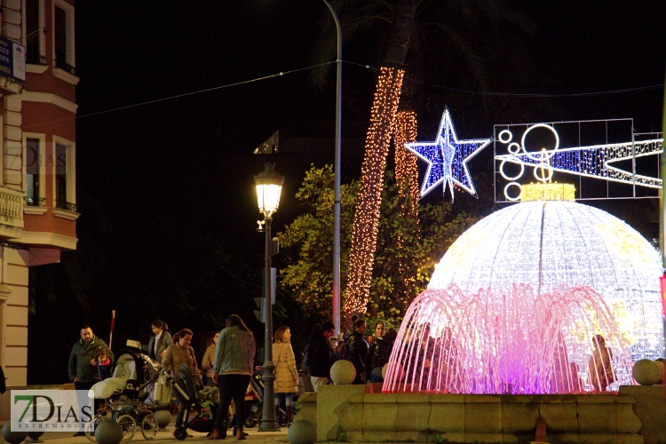 Gran ambiente en Badajoz para recibir a la Navidad