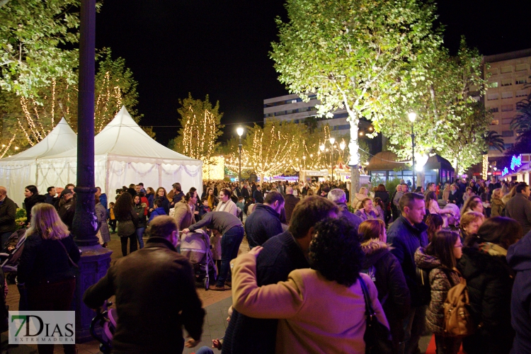 Gran ambiente en Badajoz para recibir a la Navidad