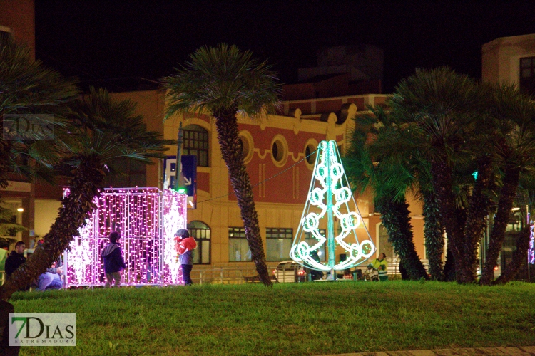 Gran ambiente en Badajoz para recibir a la Navidad