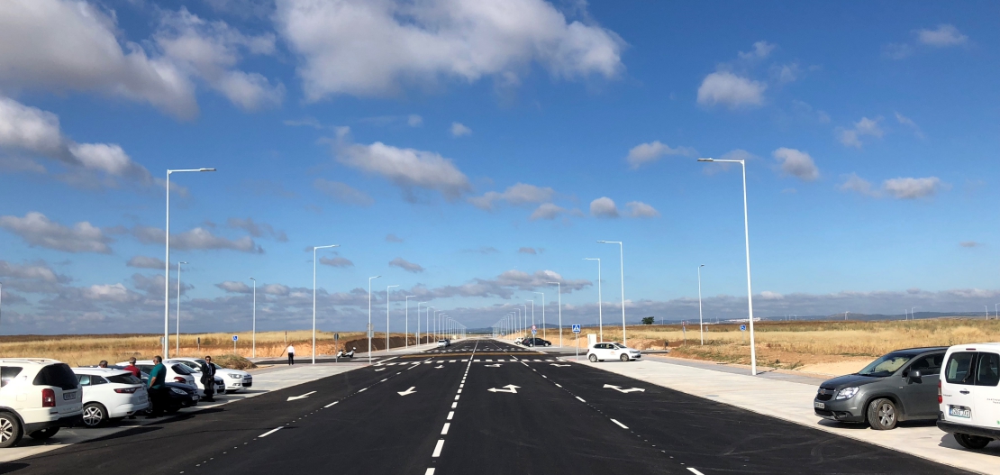 Contratación de la redacción de la segunda y tercera etapa de la Plataforma Logística